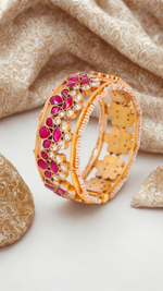 Load image into Gallery viewer, Ruby Floral Kundan Inspired Bangle
