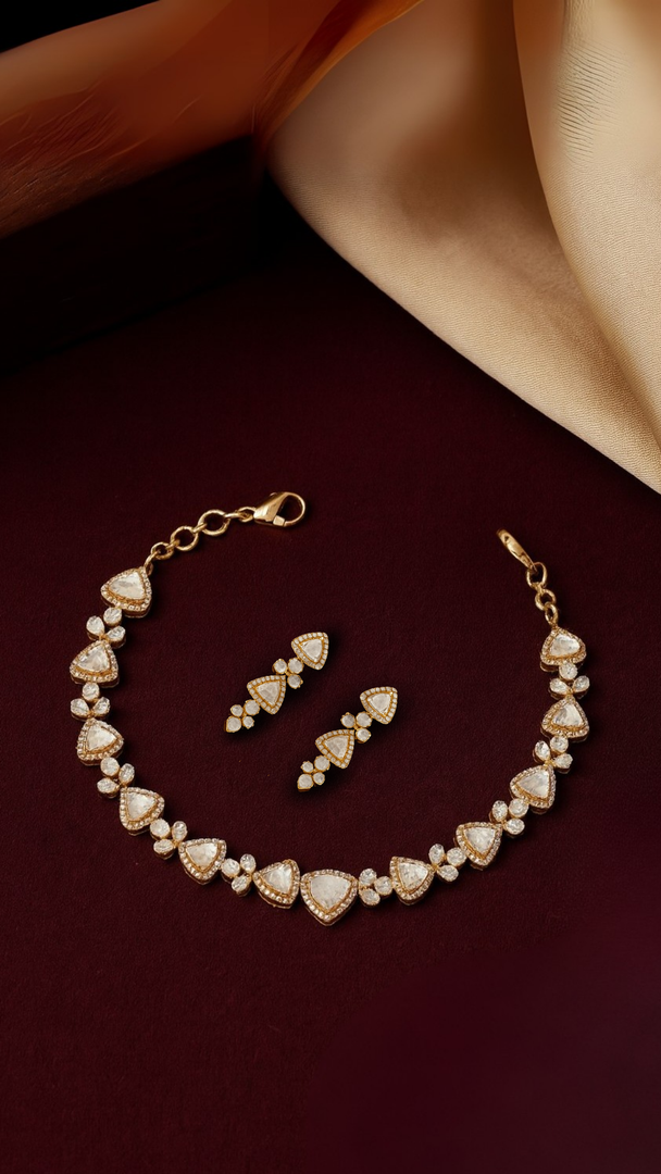 Contemporary Triangle-Cut Kundan Necklace Set
