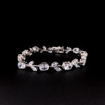 Load image into Gallery viewer, Leaf Marq Oval Bracelet

