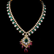 Omisa Emerald Shine Stone Necklace